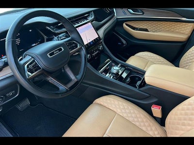 2023 Jeep Grand Cherokee Summit