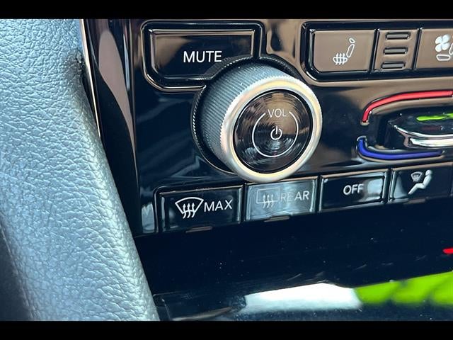 2023 Jeep Grand Cherokee Summit
