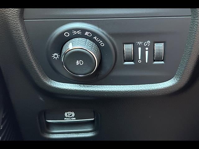 2023 Jeep Grand Cherokee Summit
