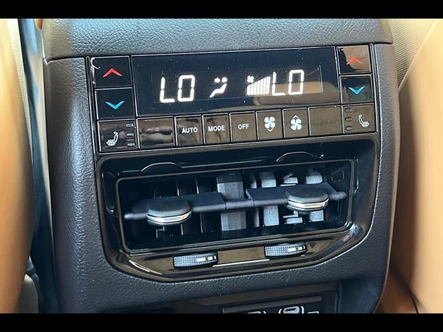 2023 Jeep Grand Cherokee Summit