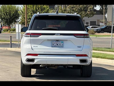 2023 Jeep Grand Cherokee Summit