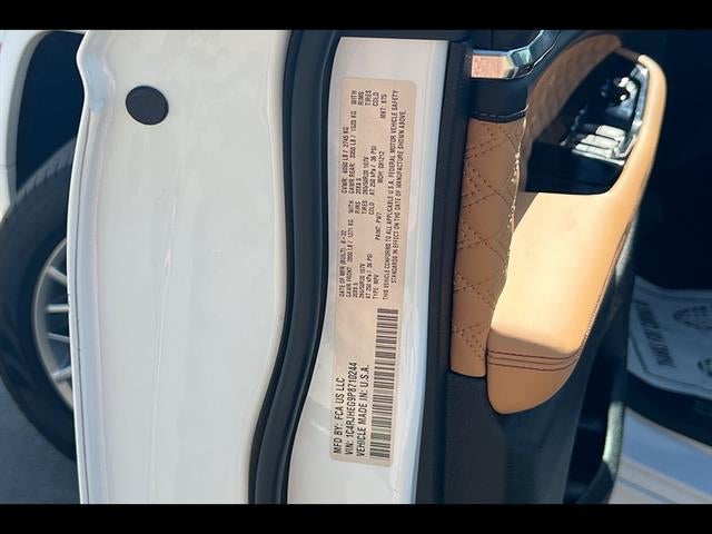 2023 Jeep Grand Cherokee Summit