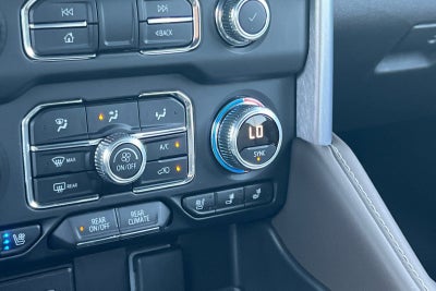 2024 GMC Yukon SLT