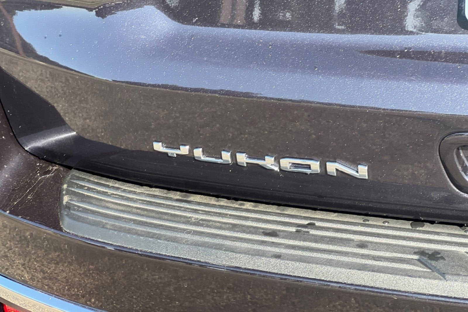 2024 GMC Yukon SLT