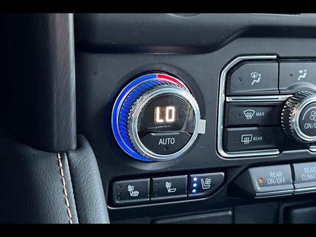 2024 GMC Yukon AT4