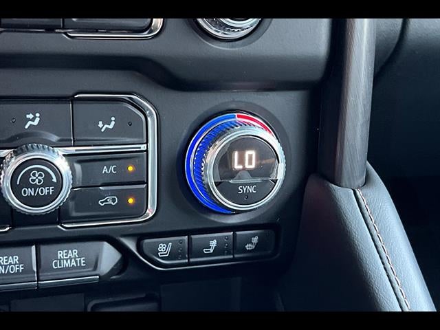 2024 GMC Yukon AT4