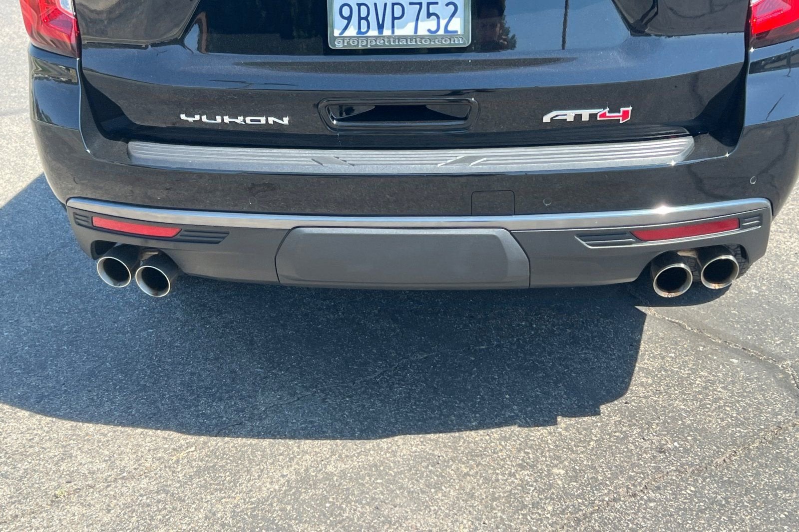 2022 GMC Yukon AT4