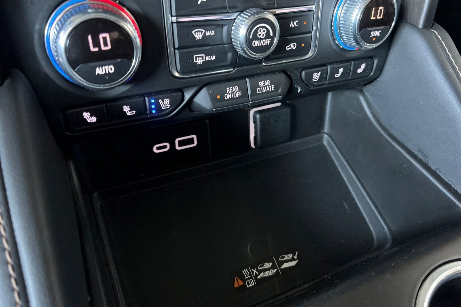 2022 GMC Yukon AT4