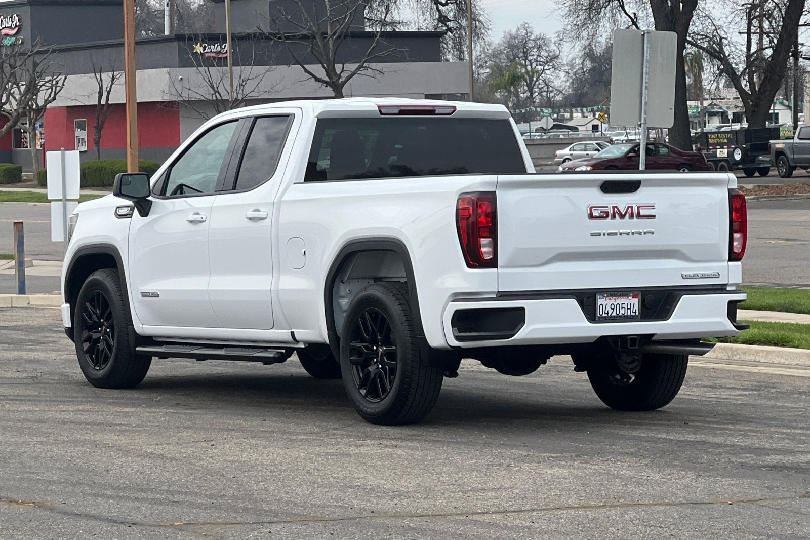 2025 GMC Sierra 1500 Elevation