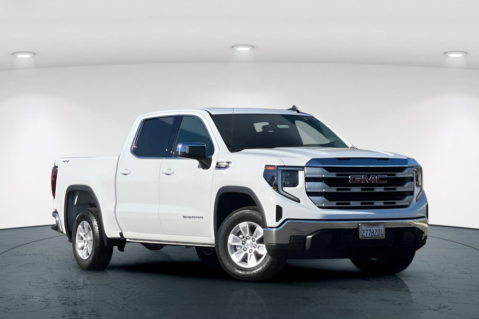 2024 GMC Sierra 1500 SLE