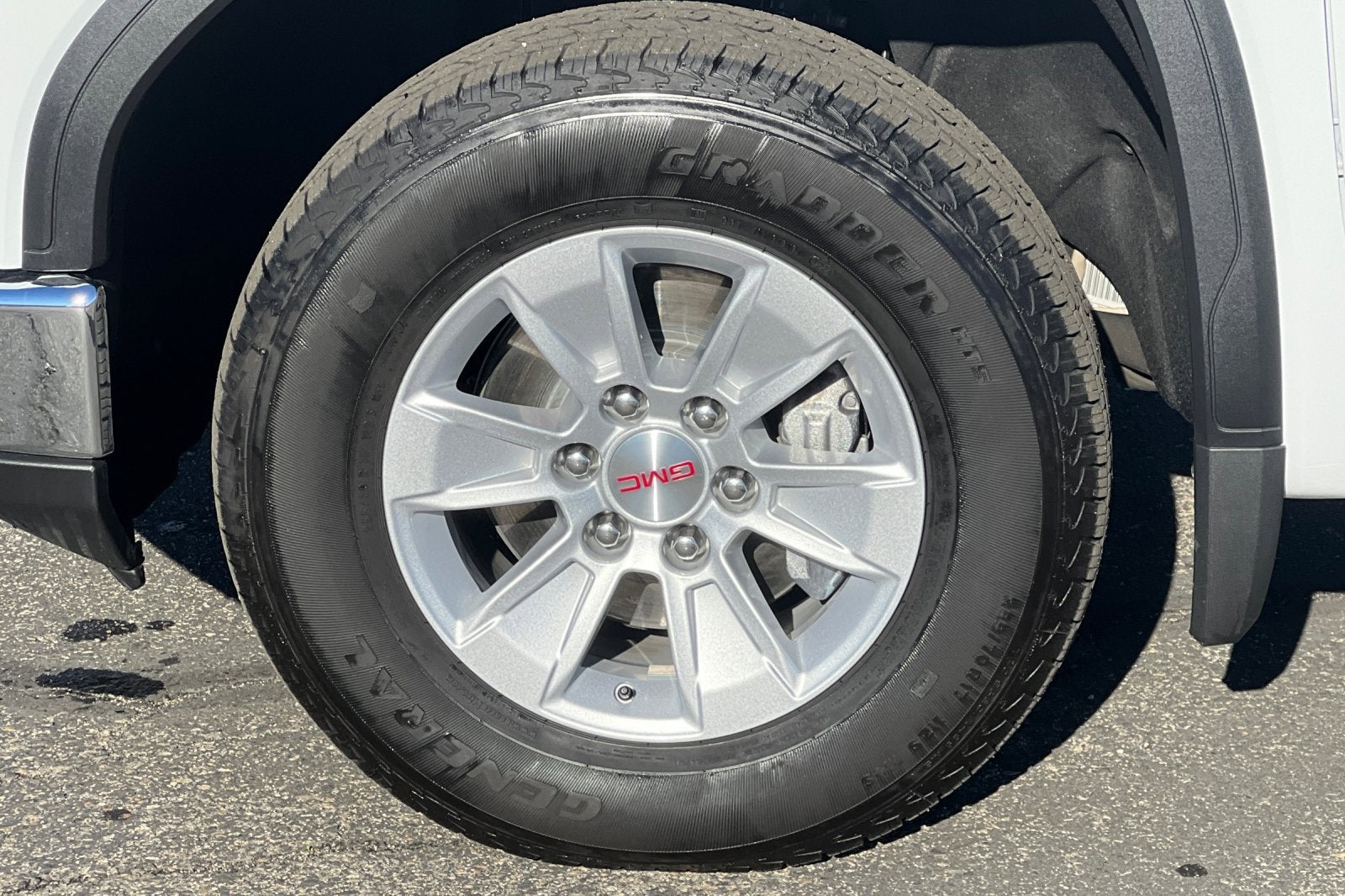 2024 GMC Sierra 1500 SLE