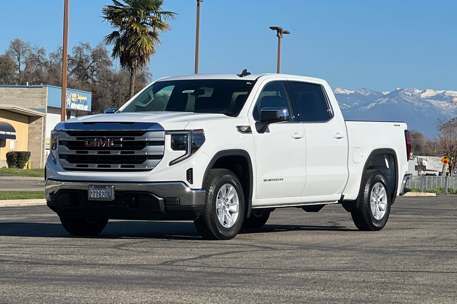 2024 GMC Sierra 1500 SLE