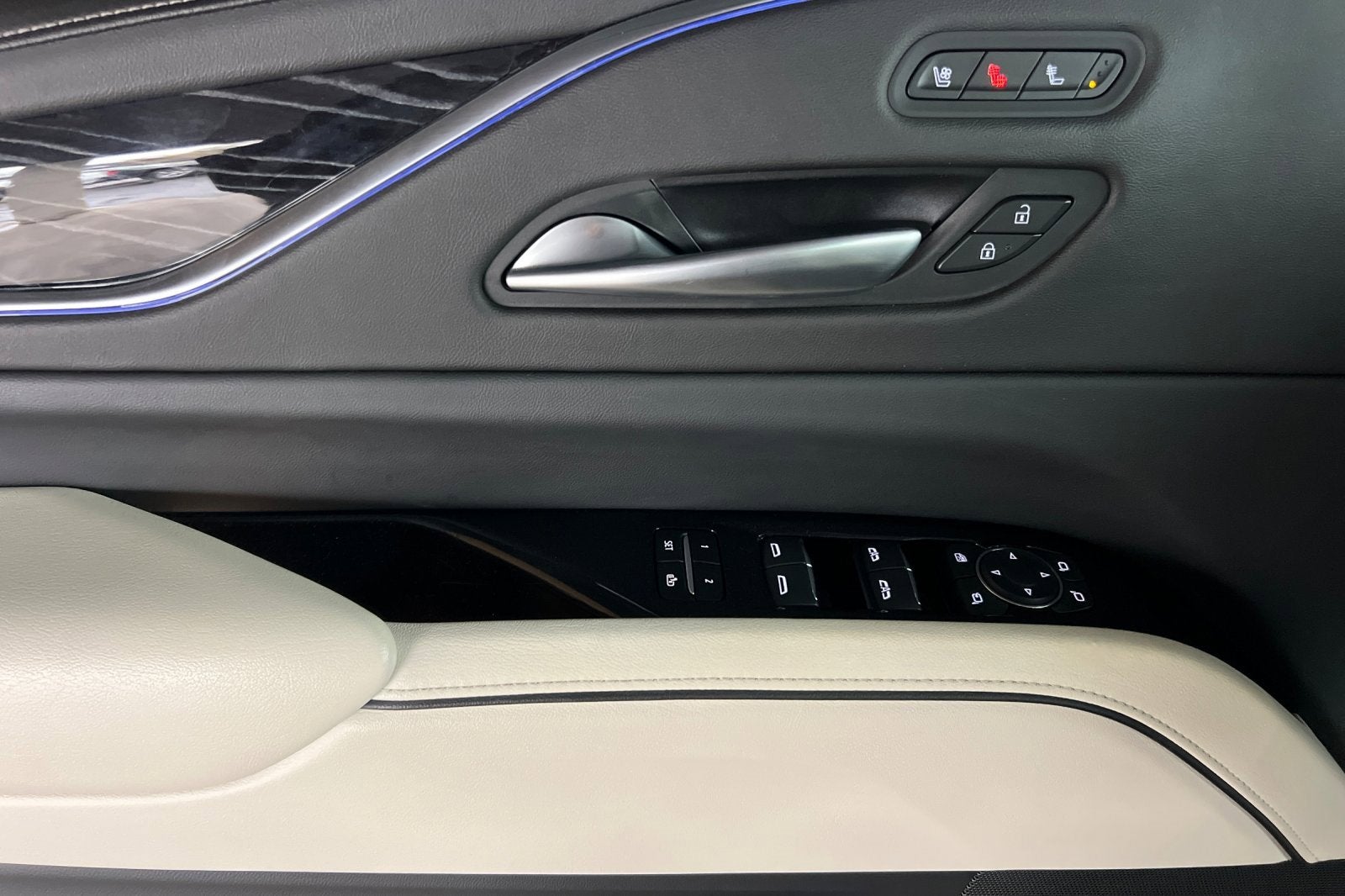 2023 Cadillac Escalade ESV Sport