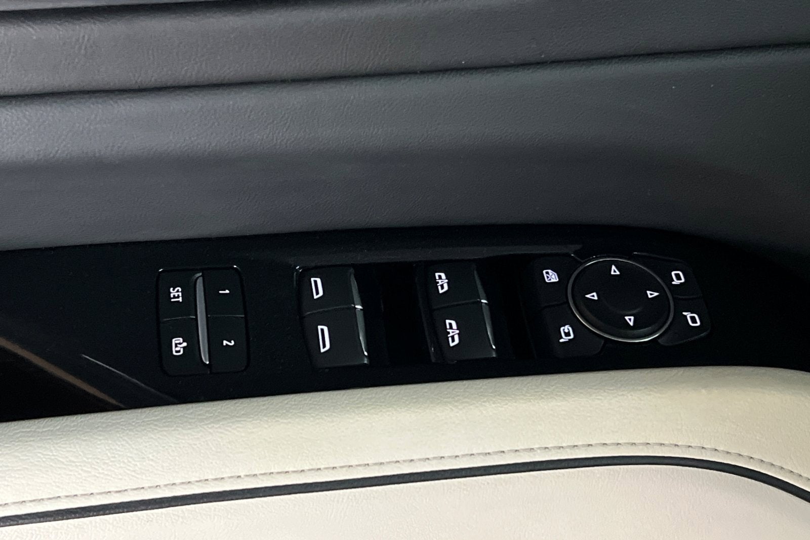 2023 Cadillac Escalade ESV Sport