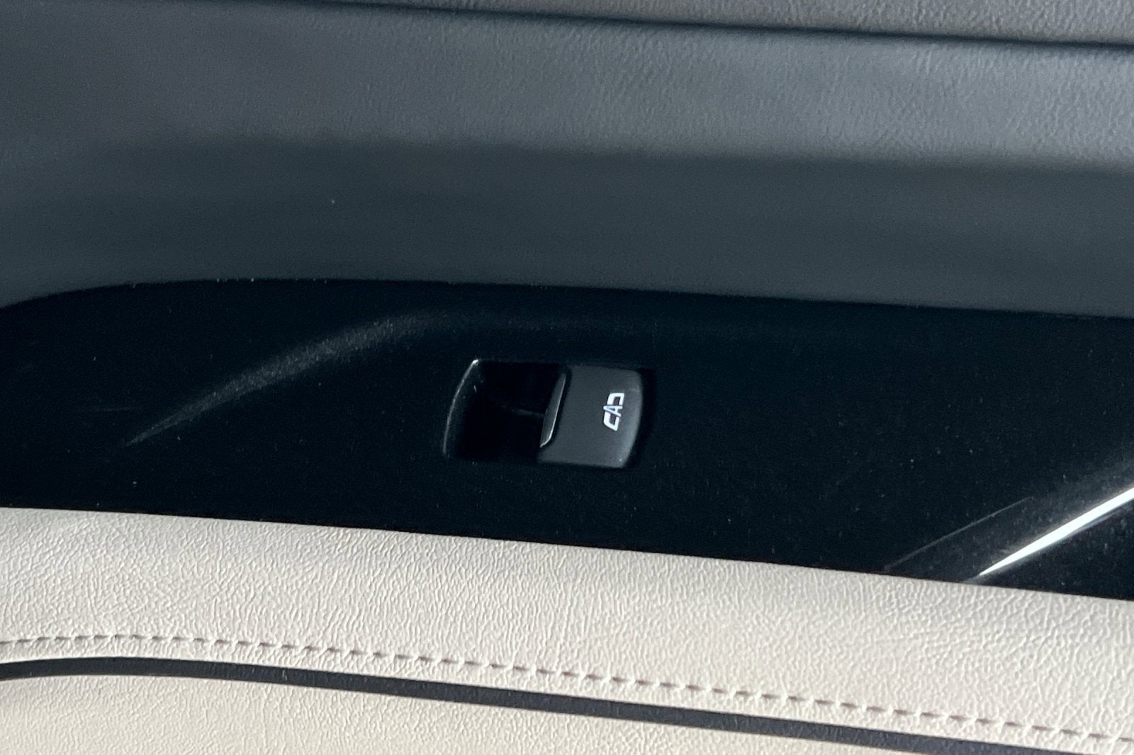 2023 Cadillac Escalade ESV Sport