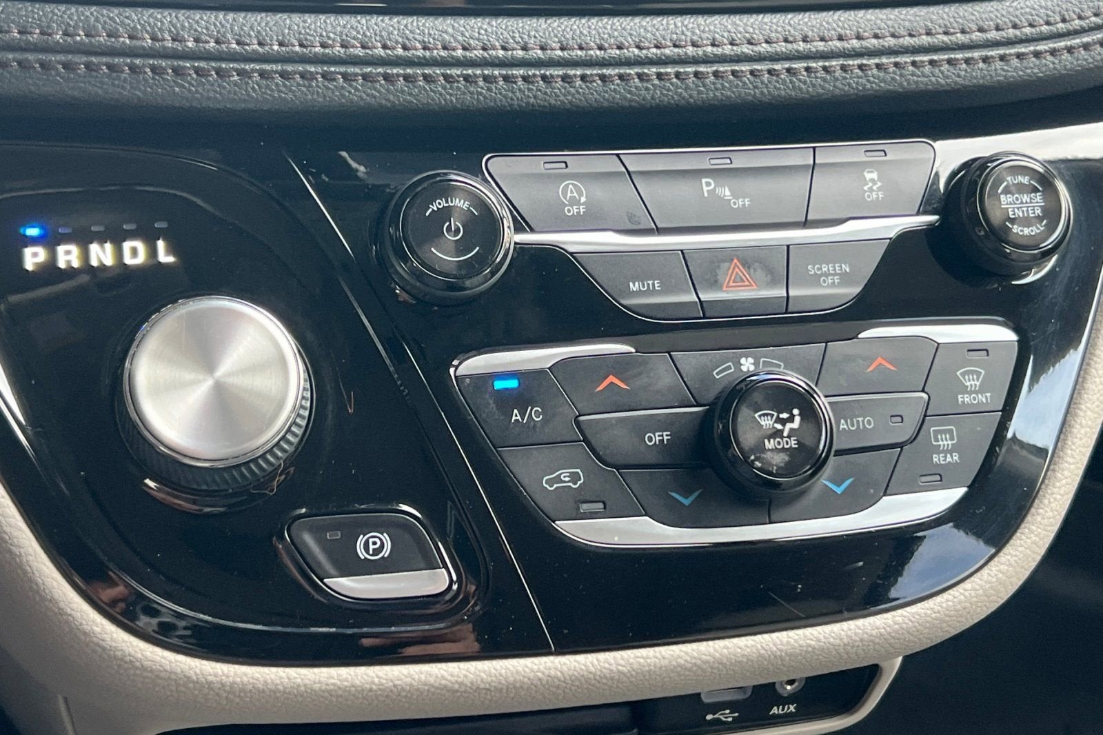 2020 Chrysler Pacifica Limited