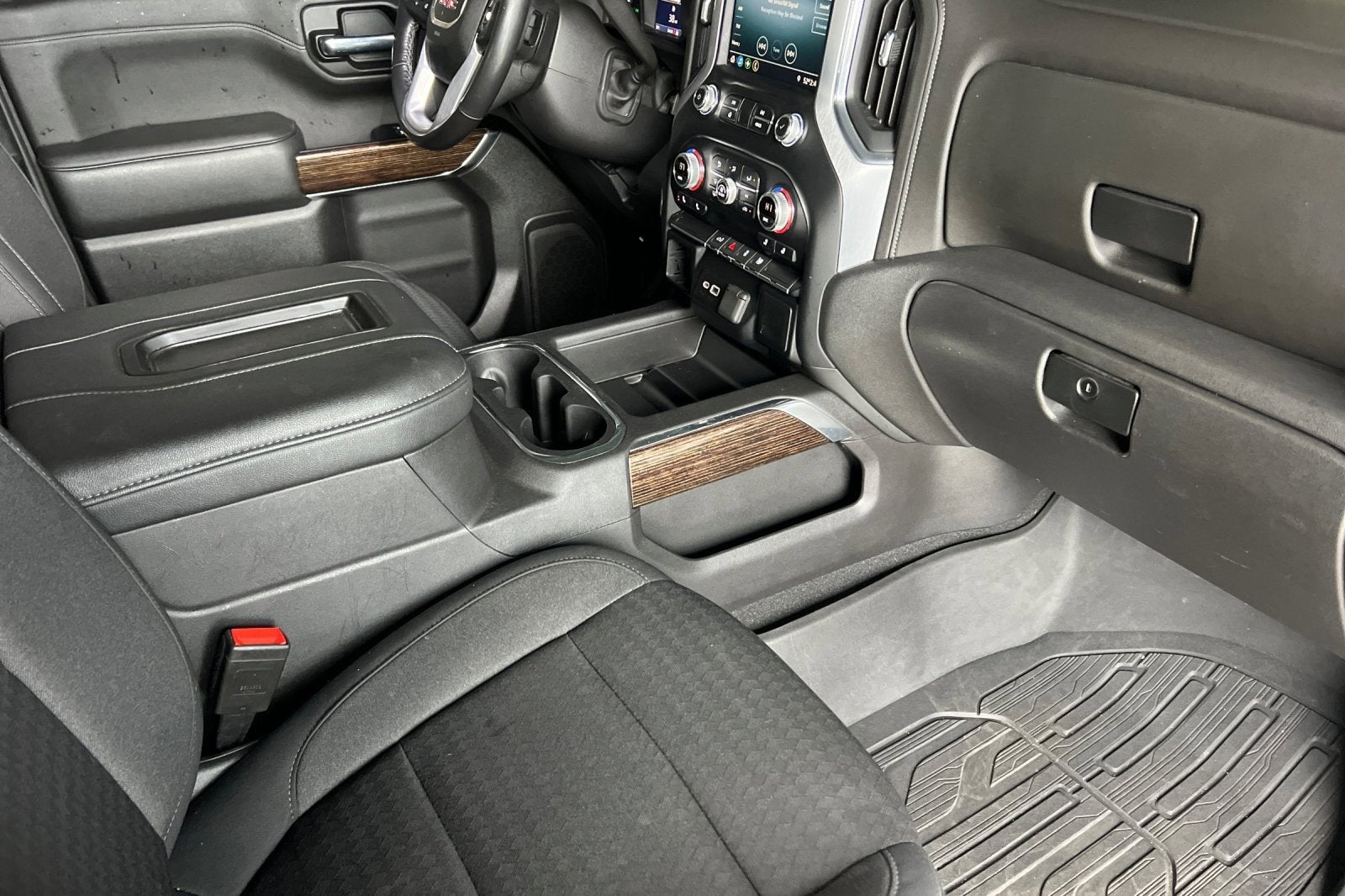 2022 GMC Sierra 1500 Limited Elevation