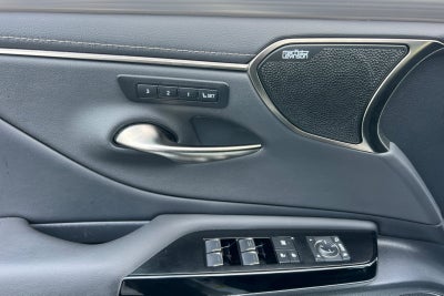 2023 Lexus ES ES 350 F SPORT Handling