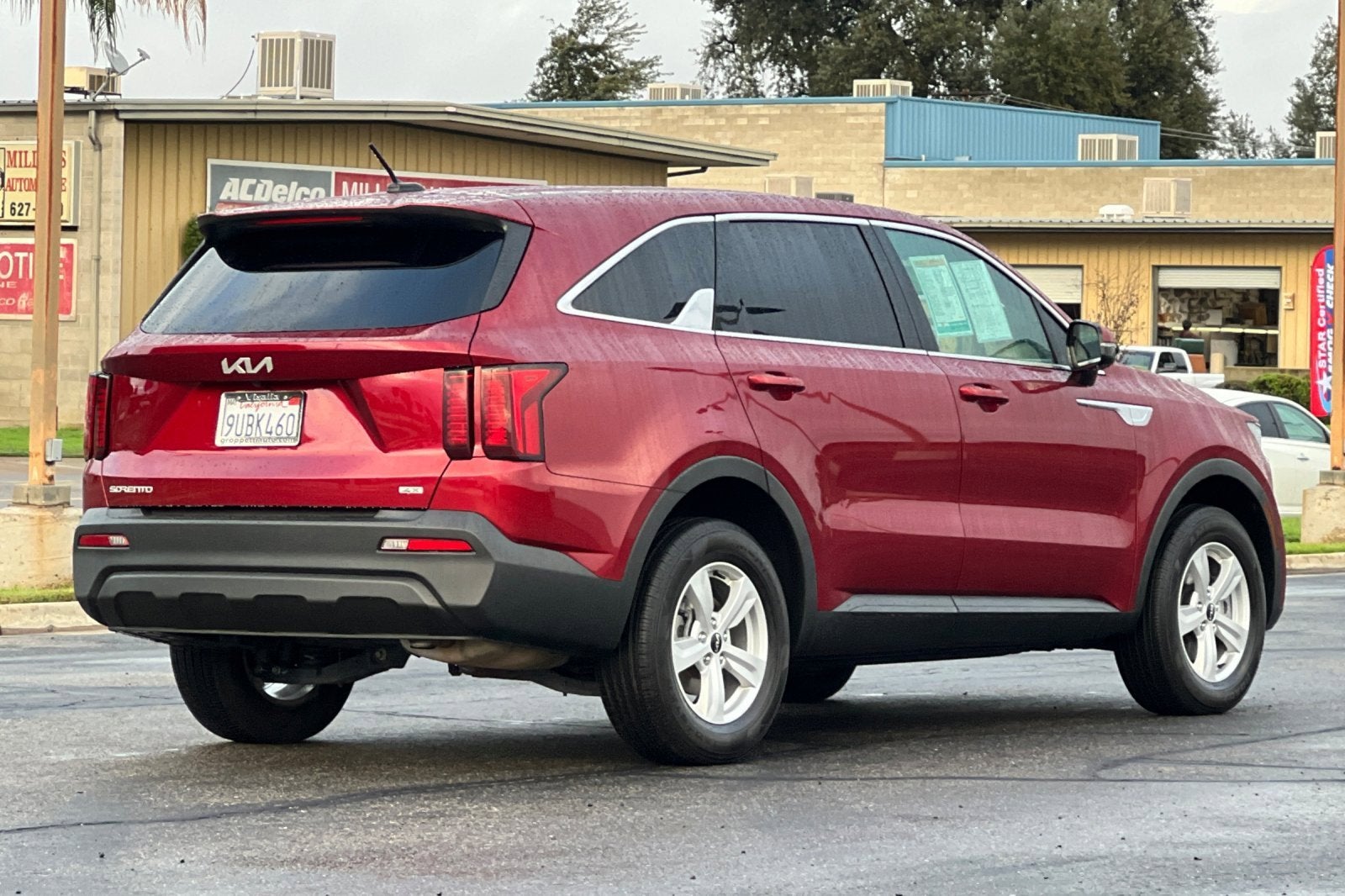 2023 Kia Sorento LX