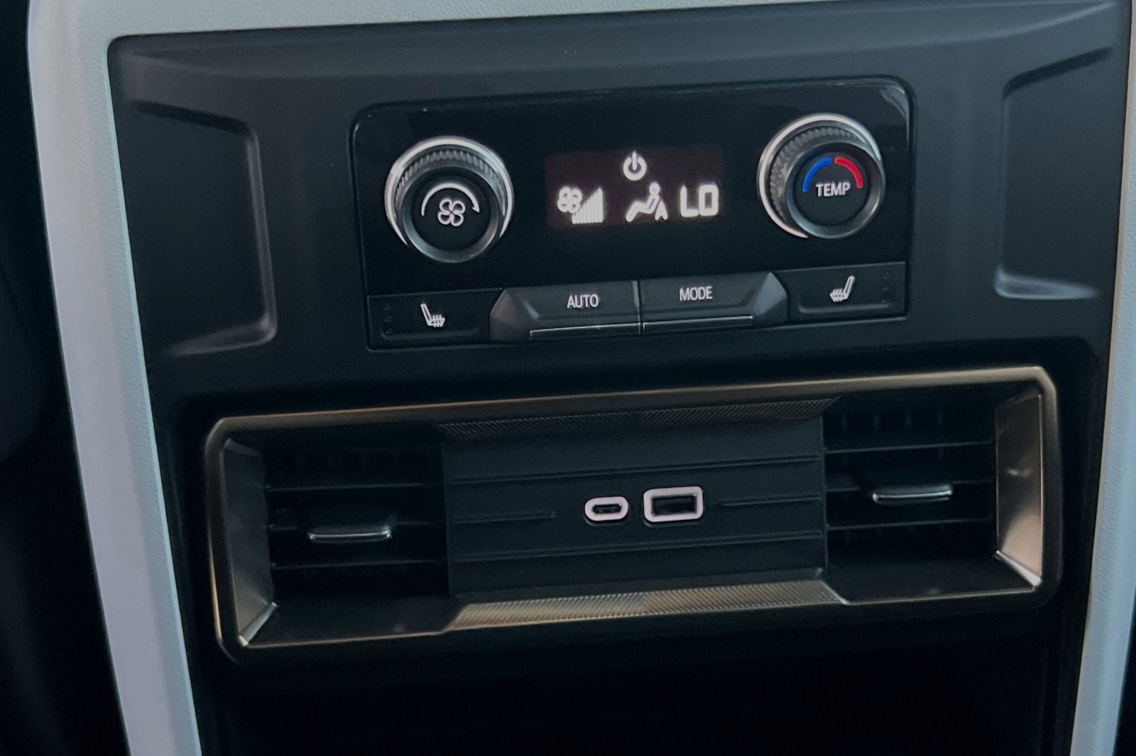 2024 GMC HUMMER EV SUV 2X