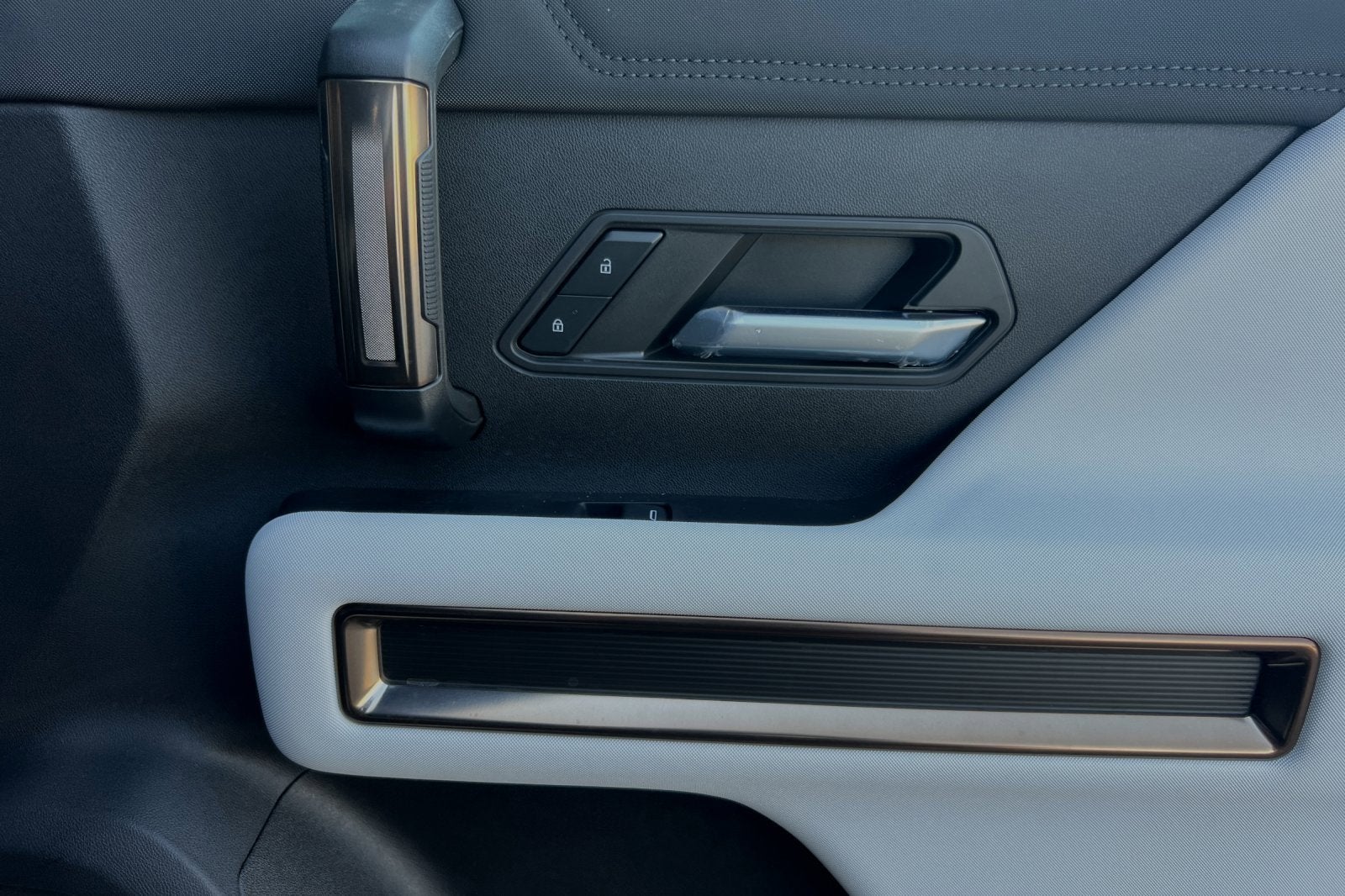 2024 GMC HUMMER EV SUV 2X