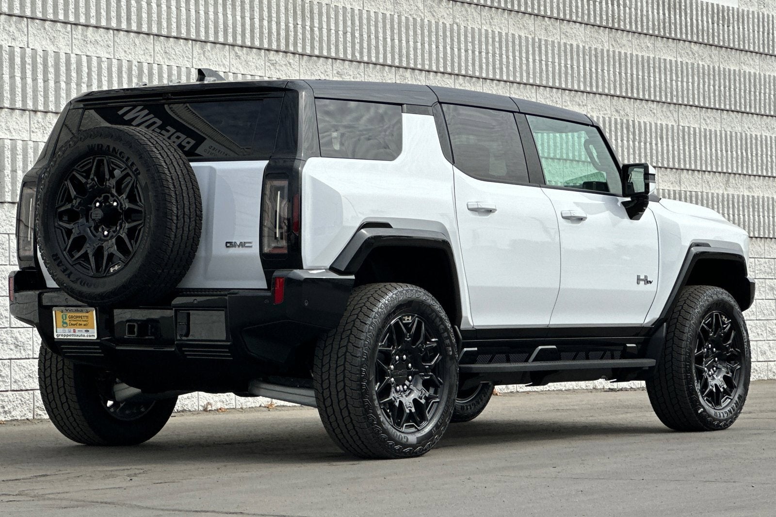 2025 GMC HUMMER EV SUV 2X
