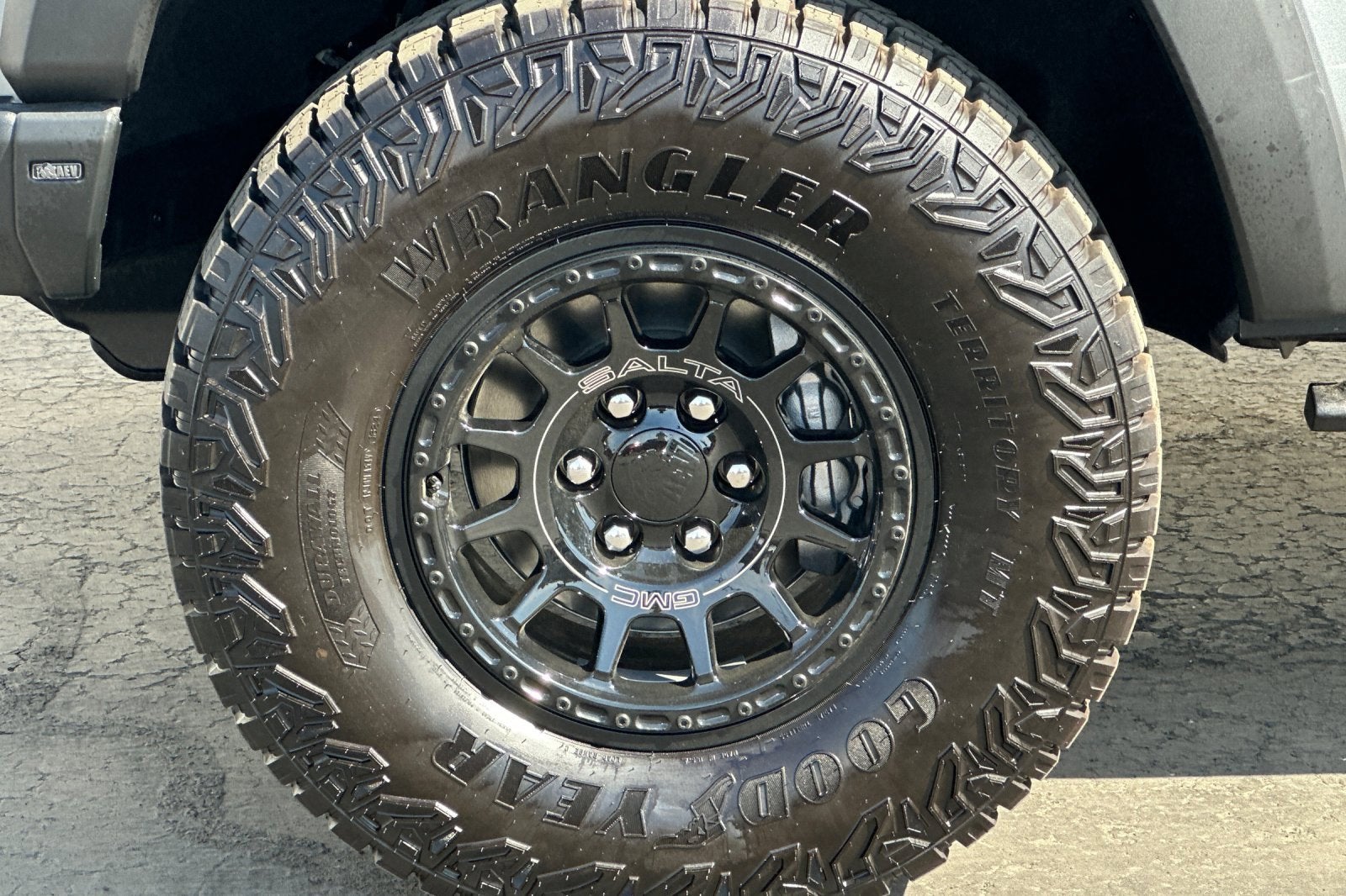 2024 GMC Canyon AT4X